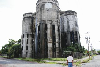 مشكلة تسرب المياه العذبة من الخزانات 0506422437