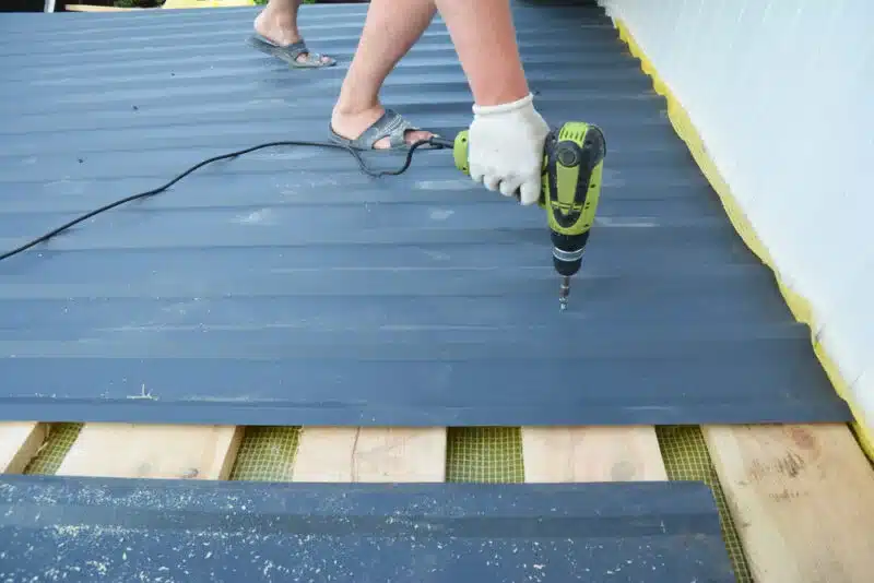 عزل الاسطح من الامطار 