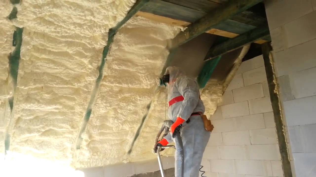 عازل اسطح بولي يوريثان