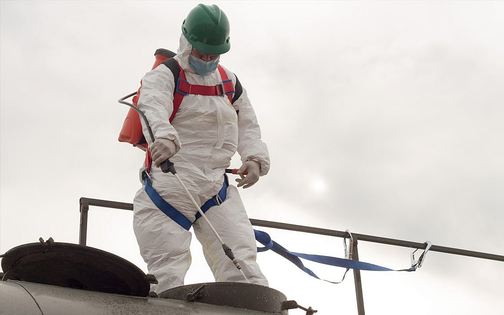 شركة تنظيف خزانات بالرياض